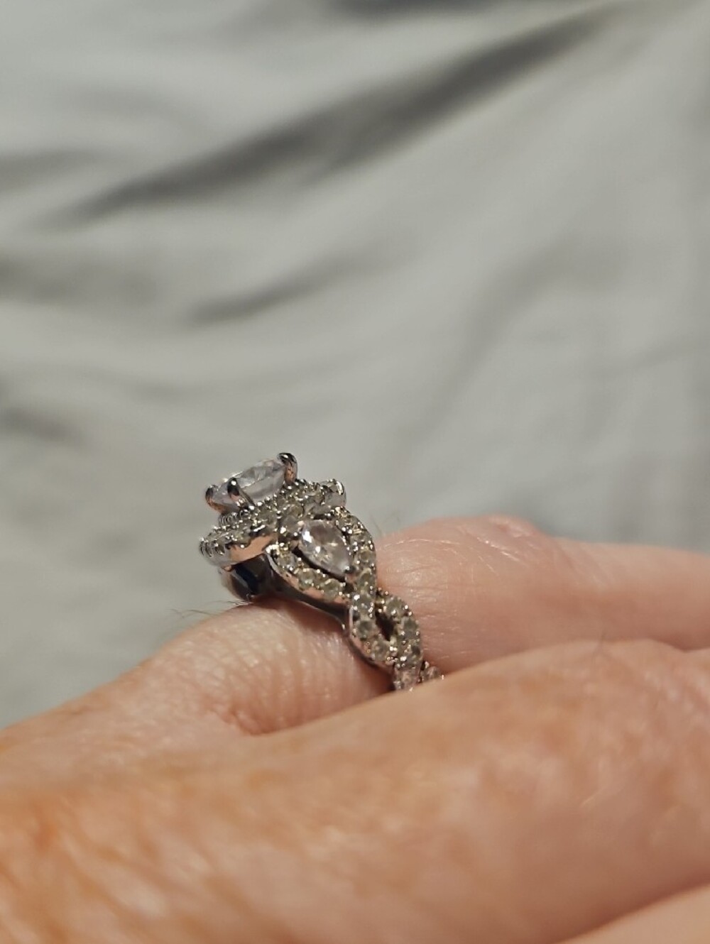 Halo Engagement Ring Set - Silver - Picture 4 of 7